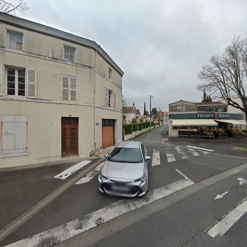 Renault Charging Station à Niort