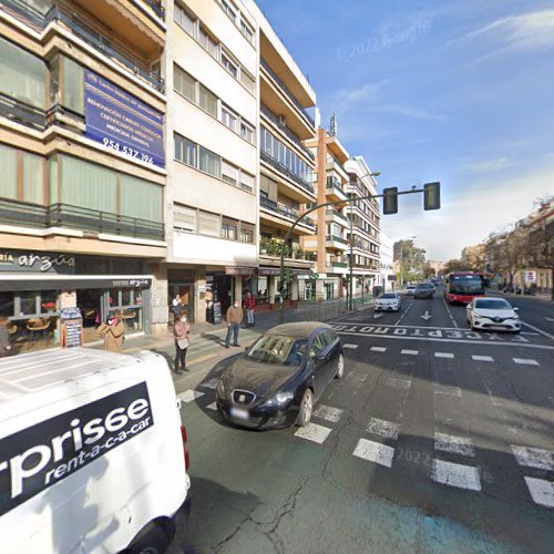 Ambulatorio Puerta Osario em Seville