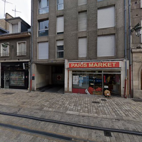 Paris Market à Orléans