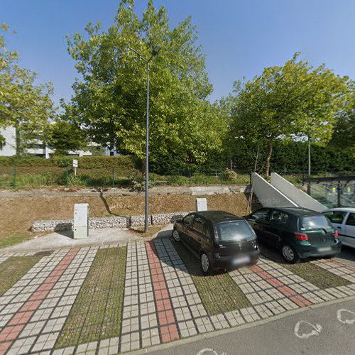 Borne de recharge de véhicules électriques Lidl Station de recharge Brest