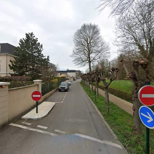 funerarium à Mantes-la-Ville