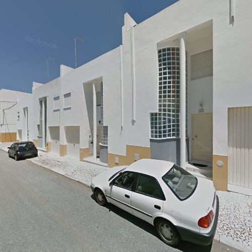 Auto M.P. M.-Comércio De Acessórios De Peças E Lubrificantes Auto, Lda em Estremoz