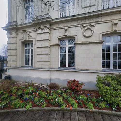 Hotel De Ville à Longué-Jumelles