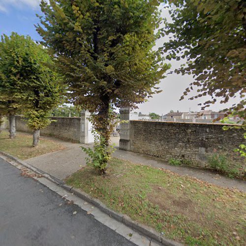 Cimetière ancien à Cissé