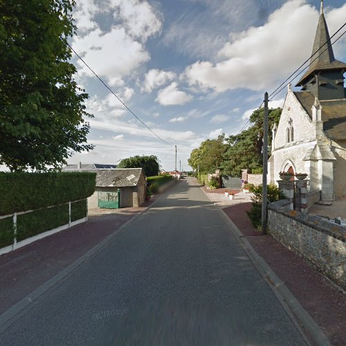 Cimetière à Faverolles-la-Campagne