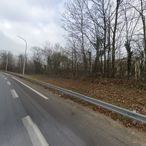 Performance Maintenance Facilities à Pontoise