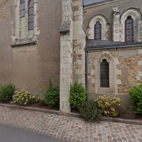 Église Saint-Aubin de Louvaines à Segré-en-Anjou Bleu