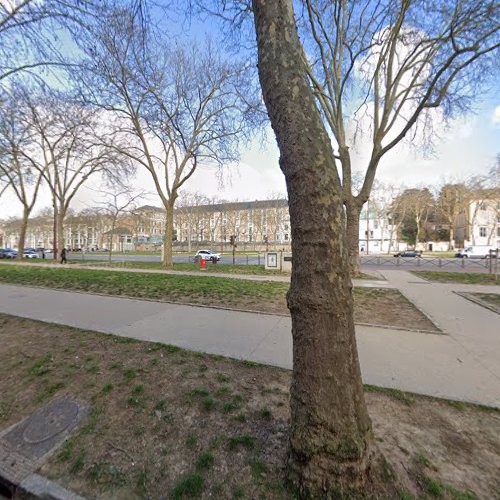 Église catholique Aumônerie des lycées publics de Versailles, Le 48 Versailles