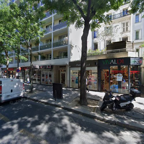 Magasin de vêtements Le Bon Plan Paris