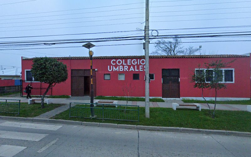 COLEGIO UMBRALES