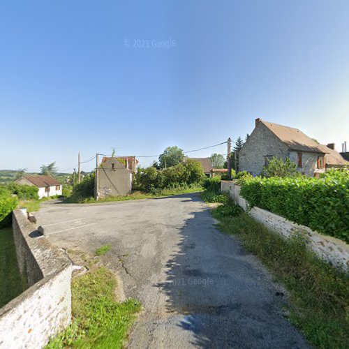 Cimetière de l'église de Montfaucon à Montfaucon