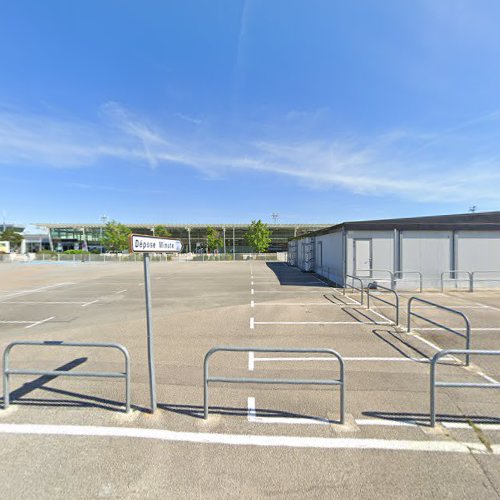 Agence de location de voitures Thrifty Car Rental (Aeroport de Grenoble) Saint-Étienne-de-Saint-Geoirs
