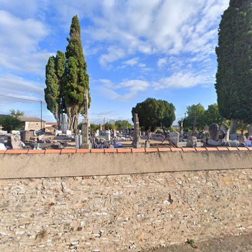 Cimetière à Saint-Jean-de-Sauves