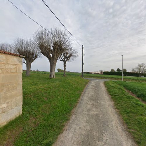 Cimetière à Écurat