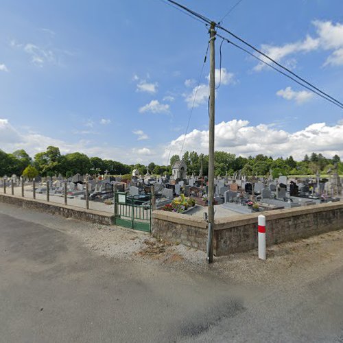 Cimetière à Mantilly