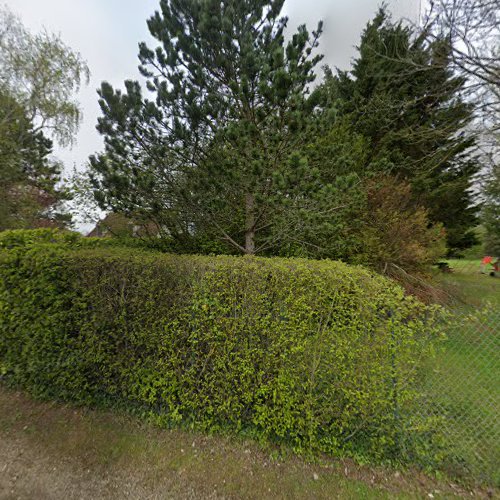 Cimetière à Follainville-Dennemont