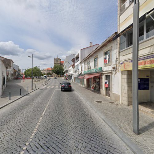 Princesa De Sonho-vestidos De Noiva E Acompanhamentos Lda. em Castelo Branco