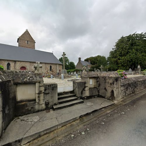 Cimetière à Le Tanu