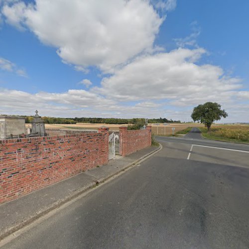 Cimetière à Francières