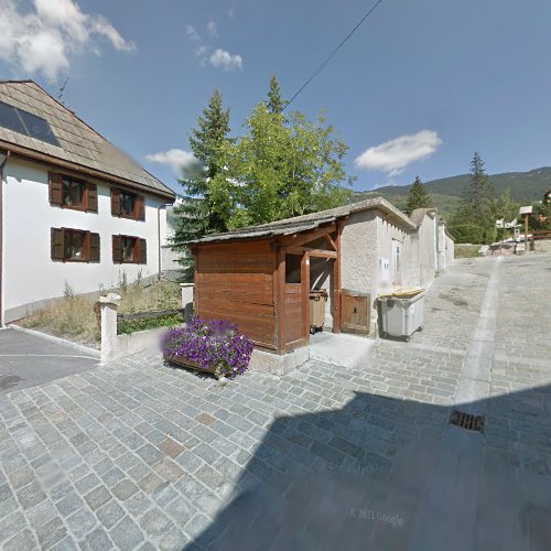 Agence de location de maisons de vacances Chalet Bee Saint-Chaffrey