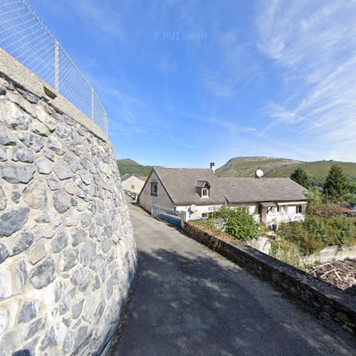 Église Saint Pierre à Ségus