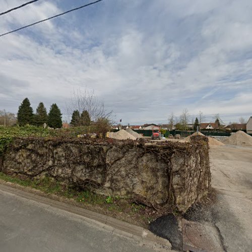 Cimetière Nouveau cimetière accueillant un nouveau mémorial militaire Chécy