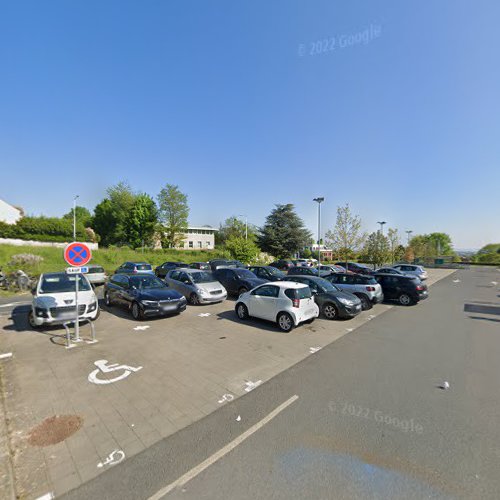 Borne de recharge de véhicules électriques Shell Recharge Charging Station Saint-Germain-en-Laye