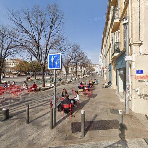 Square Yves Montant à Marseille