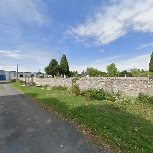 Cimetière à Saint-Clément-des-Levées