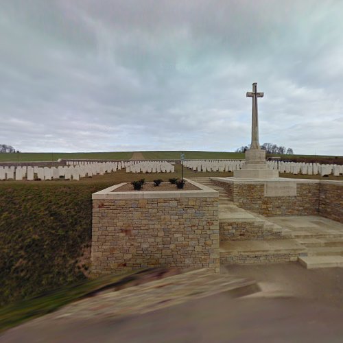 Cimetière militaire Hangard British Cemetery Hangard