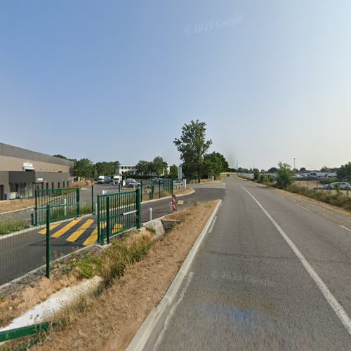 Agence de location de voitures Tripndrive Aéroport Nantes Atlantique - Location de voiture Saint-Aignan-Grandlieu