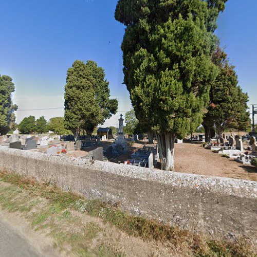 Cimetière à Val en Vignes