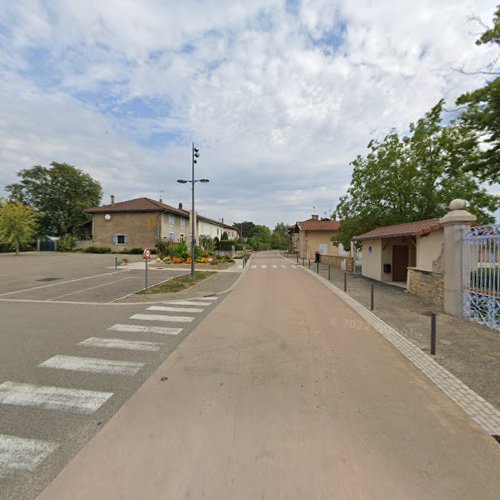 Cimetière à Bény