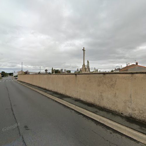 Cimetière à Les Landes-Genusson