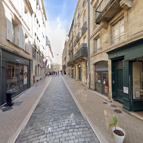 Agence immobilière avec terrasse Bordeaux
