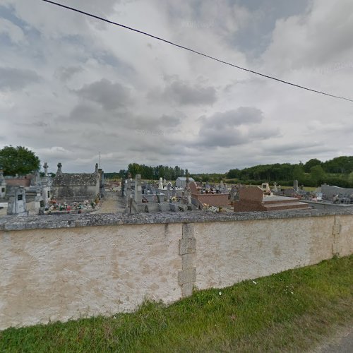 Cimetière à Val de Louyre et Caudeau