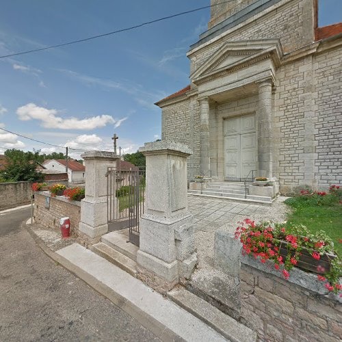 Kirche à Perrigny-sur-l'Ognon