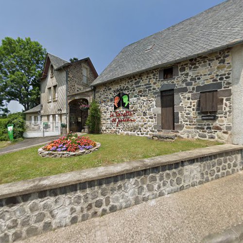 Association culturelle Assoc Art Et Traditions Des Monts Dore Murat-le-Quaire