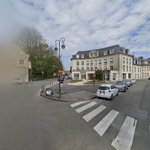 Borne de recharge de véhicules électriques Mouv'Oise Charging Station Compiègne