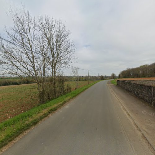 Cimetière à Saint-Christophe-sur-Roc