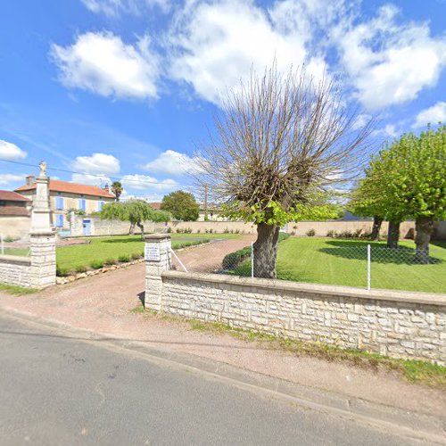 Cimetière à Amberre