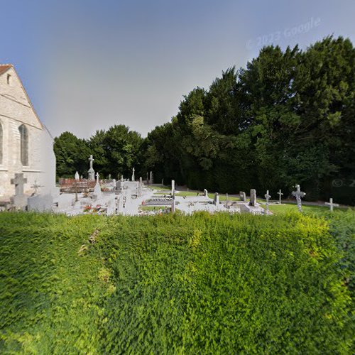 Cimetière à Moulins-sur-Orne