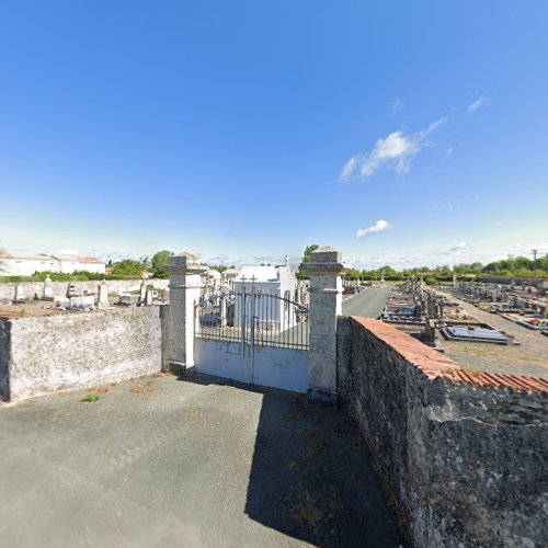 Cimetière Cimetière Sainte-Radégonde-des-Noyers