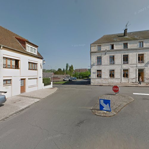 Église catholique Presbytère Signy-le-Petit