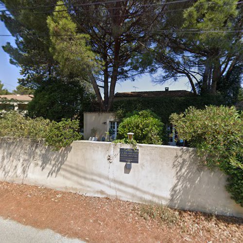 Agence de location de maisons de vacances Gitevasion.com Saint-Rémy-de-Provence