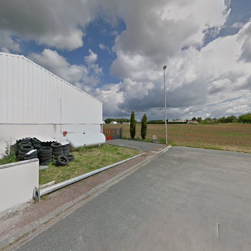Agence de location de voitures Europcar - Location voiture & camion - Jonzac Saint-Martial-de-Vitaterne