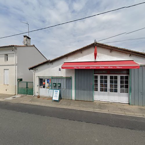Borne de recharge de véhicules électriques SDEE Gironde Station de recharge Saint-Antoine-sur-l'Isle