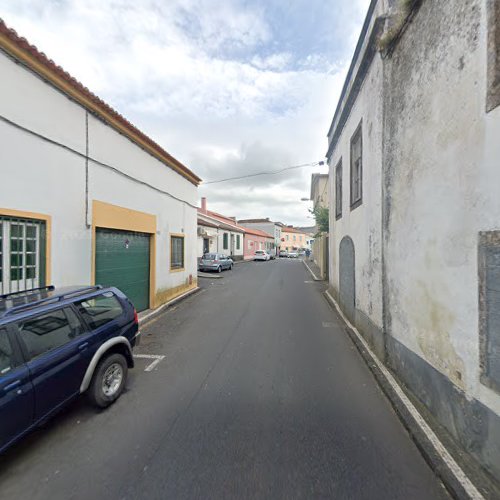 Café-Cervejaria/Restaurante - Francisco Da Luz & Filhos, Lda. em Fajã de Cima