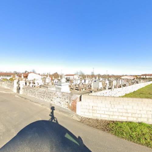 Cimetière à Gensac-sur-Garonne