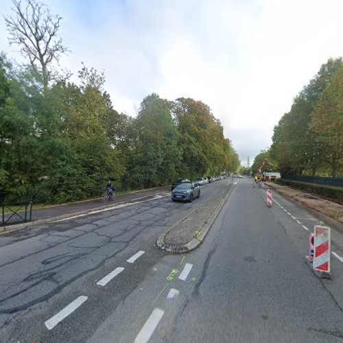 Siège social Zhenskoe neschast’e Montigny-le-Bretonneux